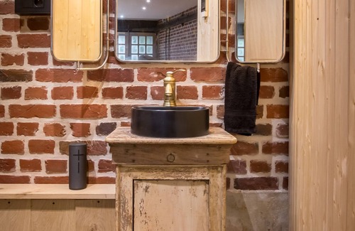 Croix House | Le Pigeonnier