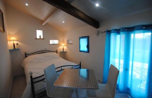 Dampierre-le-Chateau Bed & Breakfast | Le pigeonnier