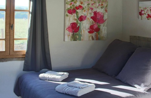 Courlaoux House | Le Poulier de Nilly, private spa, breakfast included