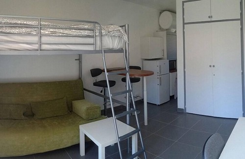 Le Pradet Apartment | Le Pradet - Studio 4 pers à 10min à pied de la Plage - Roses
