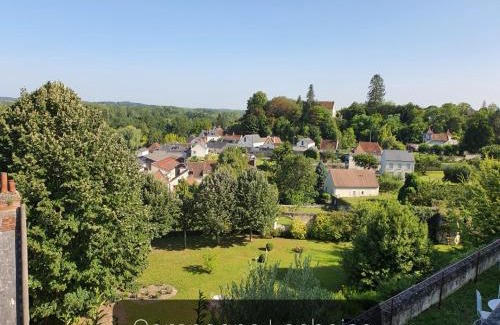Loches Bed & Breakfast | LE PRESBYTÈRE DE LA CITE ROYALE DE LOCHES