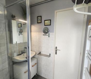 Le Marais Apartment | Le Pti't Normand - Studio Cosy à la Gare