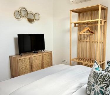 Chablis House | Le Ptit Gite de Chablis - Maison avec Cour en Centre-Ville