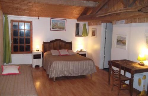 Saint-Mathurin Bed & Breakfast | Le Puy Babin chambres familiales à la ferme