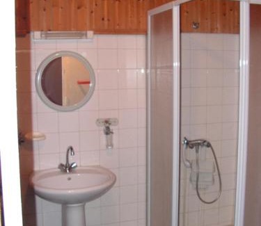 Saint-Mathurin Bed & Breakfast | Le Puy Babin chambres familiales à la ferme