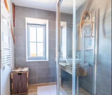Montaigut-le-Blanc House | Le Puy De Dome