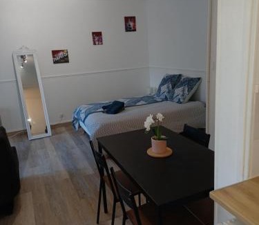 Centre Ville Apartment | Le quadrapin, studio 4 personnes centre ville Compiègne