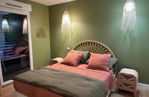 Anatole France Apartment | Le Quai Secret d'Augustine