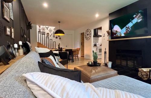 Mont-Tremblant Apartment | Le Rétro Shack à Mont-Tremblant