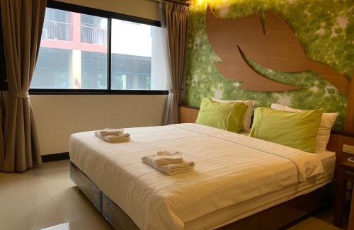 Ramkhamhaeng Apartment | Le Ram Hotel No windows