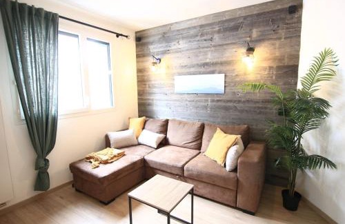 Annecy Apartment | Le Refuge Tropical Taine