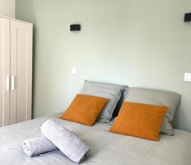 Villeneuve Apartment | Le refuge urbain - T2 à la gare
