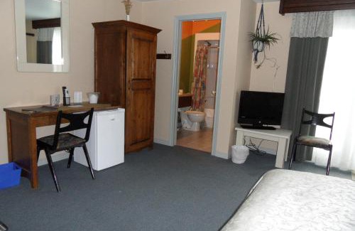 Saint Aime Des Lacs Hotel | Le Relais des Hautes Gorges