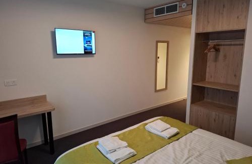 Saint-Hilaire-de-Loulay Hotel | Le Relax