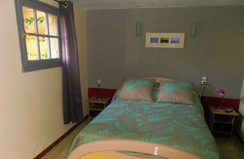 Limoux Bed & Breakfast | le Repaire Relais Motard Chambre d Hotes