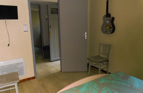 Limoux Bed & Breakfast | le Repaire Relais Motard Chambre d Hotes