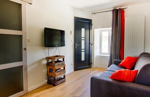 Saint-Julien-Chapteuil Apartment | Le Rock