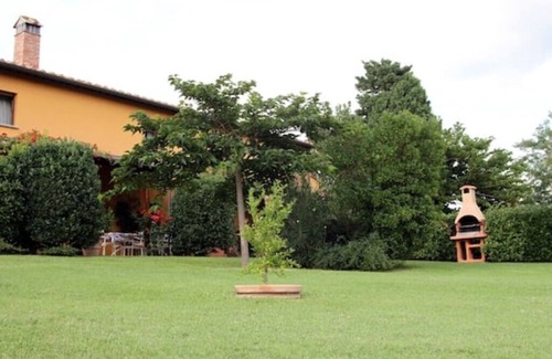 Montespertoli Apartment | Le Rose Apartment in Tuscany