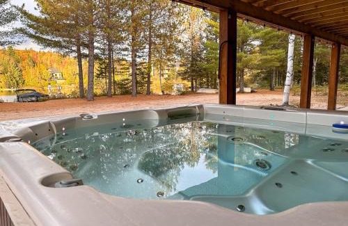 Notre-Dame-de-la-Merci Ski Chalet | Le Roselin Exitchalets Spa & Lake
