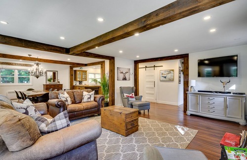 St-Adolphe-d'Howard Ski Chalet | Le Rustik-chic