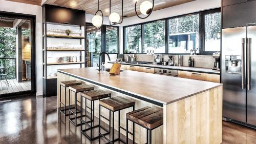 Petite-Riviere-Saint-Francois Ski Chalet | Le Saint-Laurent - Résidences Boutique