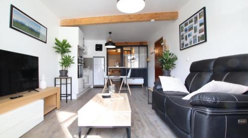 Oloron-Sainte-Marie Apartment | Le Saint Pierre Quartier Historique d'Oloron Sainte Marie