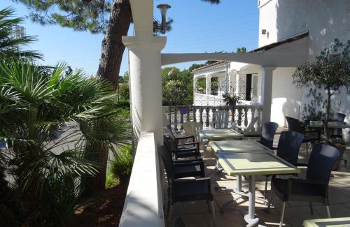 Clermont-l'Herault Hotel | Le Sarac Hôtel