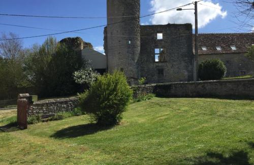 Chasseneuil House | Le Saulnier-Longère berrichonne
