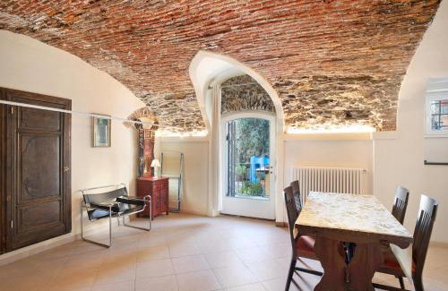 Cervo Apartment | Le scale, borgo dei pescatori