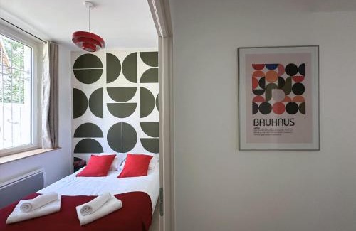 Lons Apartment | Le Seventy's, T3 vintage avec jardin