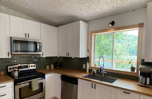 Amherst Cottage | Le Shack / Waterfront