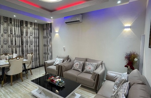 Barumbu Apartment | Le Skyline suite - R-N.M