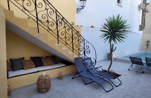 Bessan House | Le Soleya - Centre village - Piscine - 2 pers