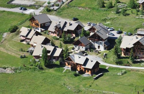 Nevache Ski Chalet | Le Sorè Hameau des Chazals Nevache Hautes Alpes