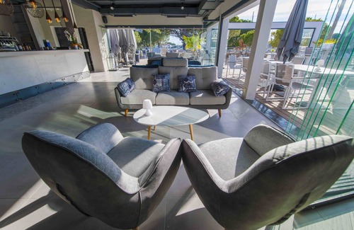 Le Grau-Du-Roi Hotel | Le Spinaker Boutique Hôtel Restaurant