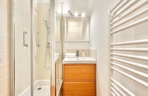 Mont-de-Marsan Apartment | Le Sunset Beach - Parking - Fibre - Parc - Centre