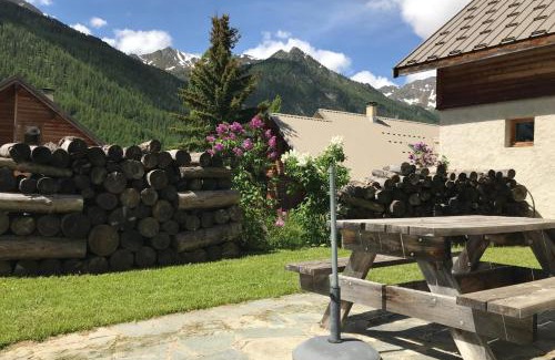 Nevache Ski Chalet | Le Taquo Hameau des Chazals Nevache Hautes Alpes