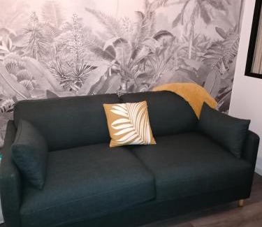 Bourgoin-Jallieu Apartment | Le Temps d'une Pause