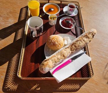 Servas House | Le temps d'une pause ! Petit-déjeuner inclus !