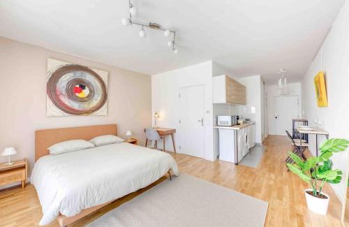 Arcueil Apartment | Le Terra Cotta - Saint Michel Paris 10min