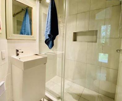 Mont-Tremblant Pedestrian Village Apartment | Le Tiny loft ski in ski out