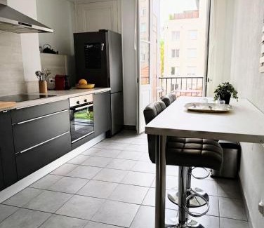 Centre Deux Apartment | Le Tréfilerie - Confort, spacieux, centre-ville