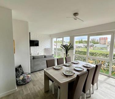 Saint-Dizier Apartment | Le Tropical Home