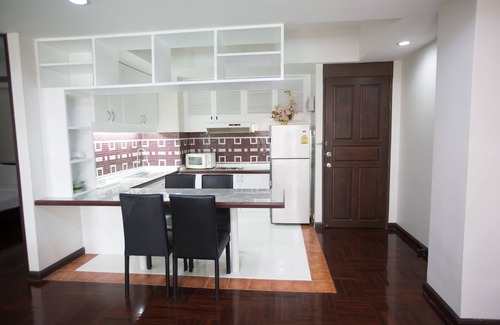 Embassy District Hotel | Le Vanvarothai Saladaeng Residence