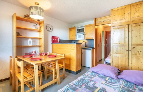 Chamrousse Apartment | Le Vernon - Studio vue montagne près des pistes