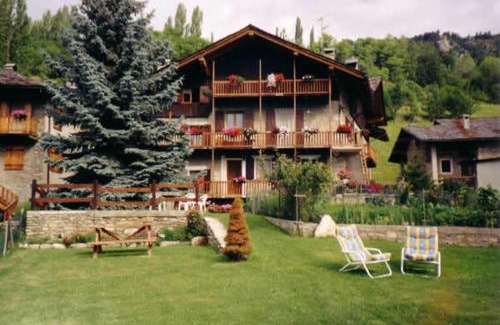 Saint-Pierre Apartment | Le Vieux Noyer - Appartamenti al Verde villaggio di Rumiod