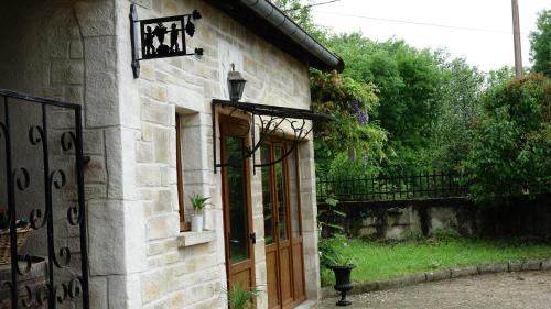 Saint-Germain-les-Arlay Apartment | Le vieux Pressoir