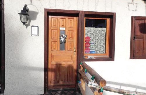 Champoluc House | Le Vieux Rascard Chambres d'Hotes
