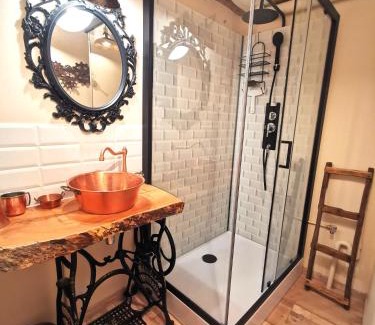 Le Puy-en-Velay Apartment | Le Vieux Tacot avec garage