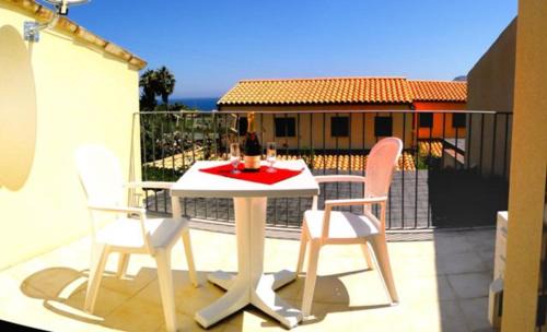 Mazzaforno Villa | Le Ville del Residence Zagara (by Vacation Service)